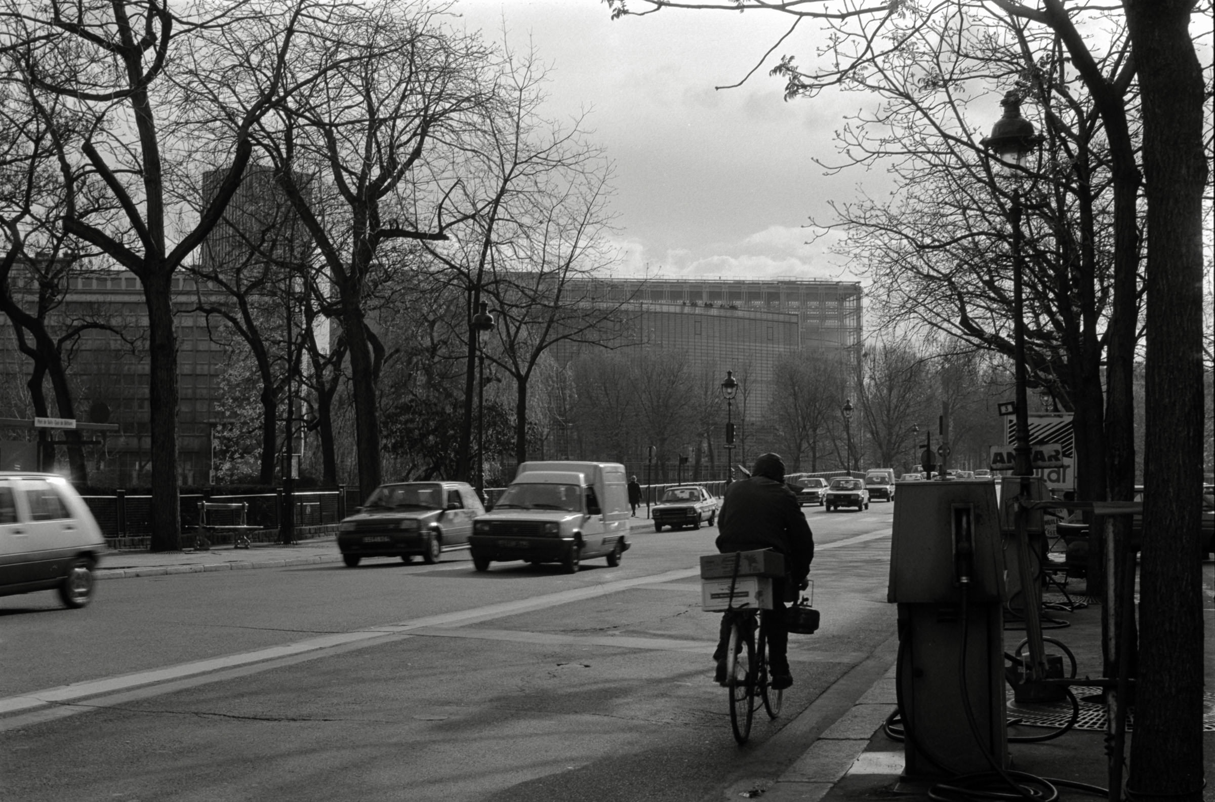 AHP F1993 03 006 sc240902 img37 NLP